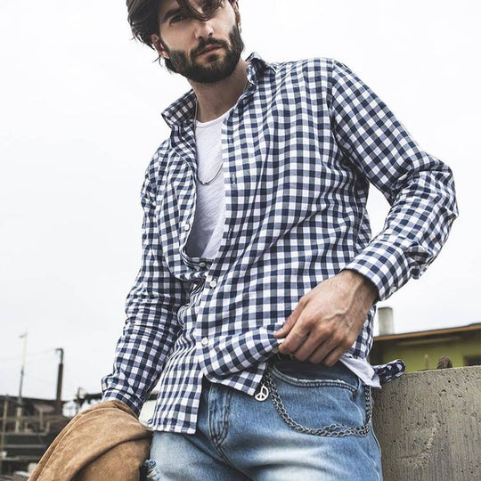 Men's Casual Loose Black and White Plaid Long-sleeved Shirt 9892392435896