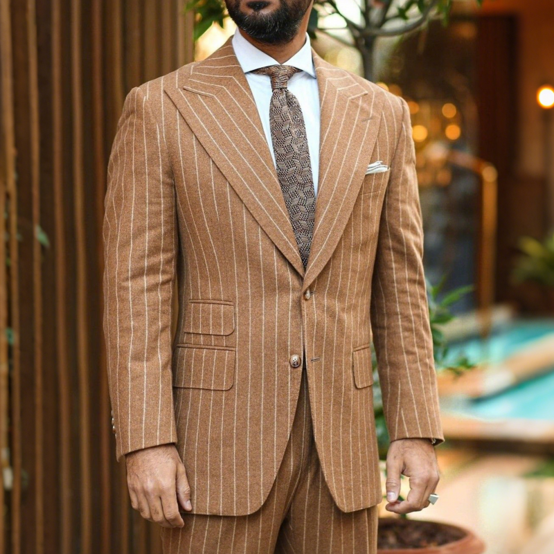 Men's Vintage Striped Wool Blend Peaked Lapel Single-breasted Slim-fit Blazer DTT25082207